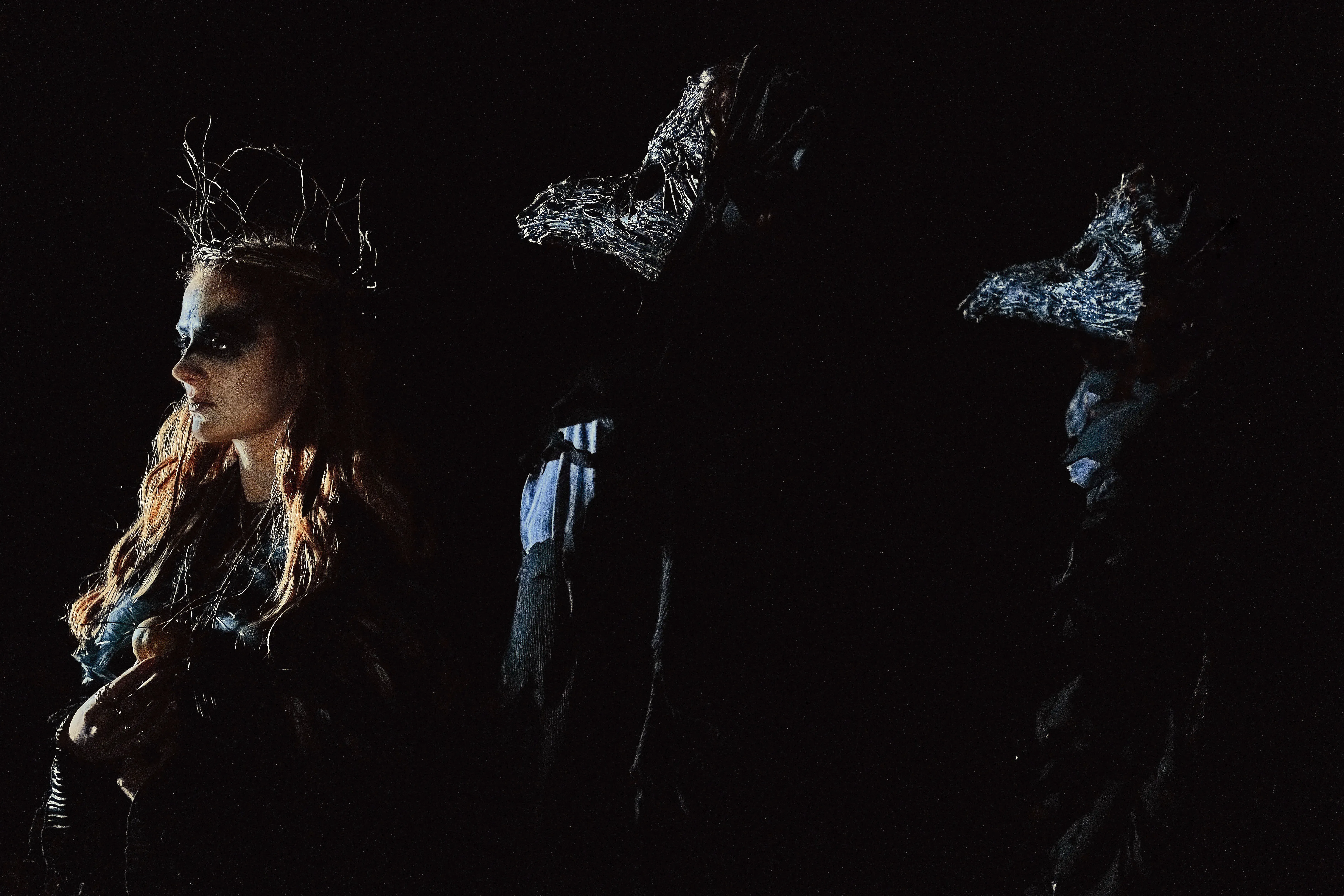 Amongst Crows still number 1